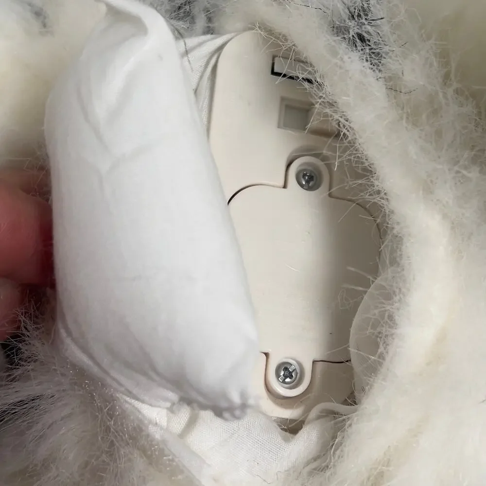 WowWee Alive Interactive White Tiger Cub Plush Toy 2007 Realistic Makes Sounds